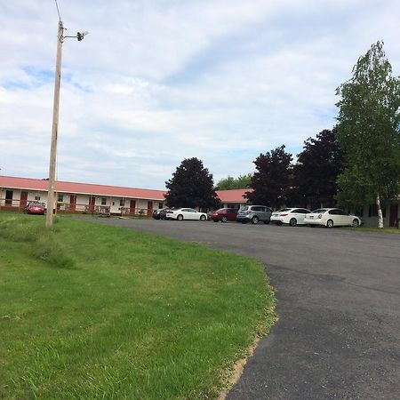 Port Lodge Motel Pulaski Extérieur photo