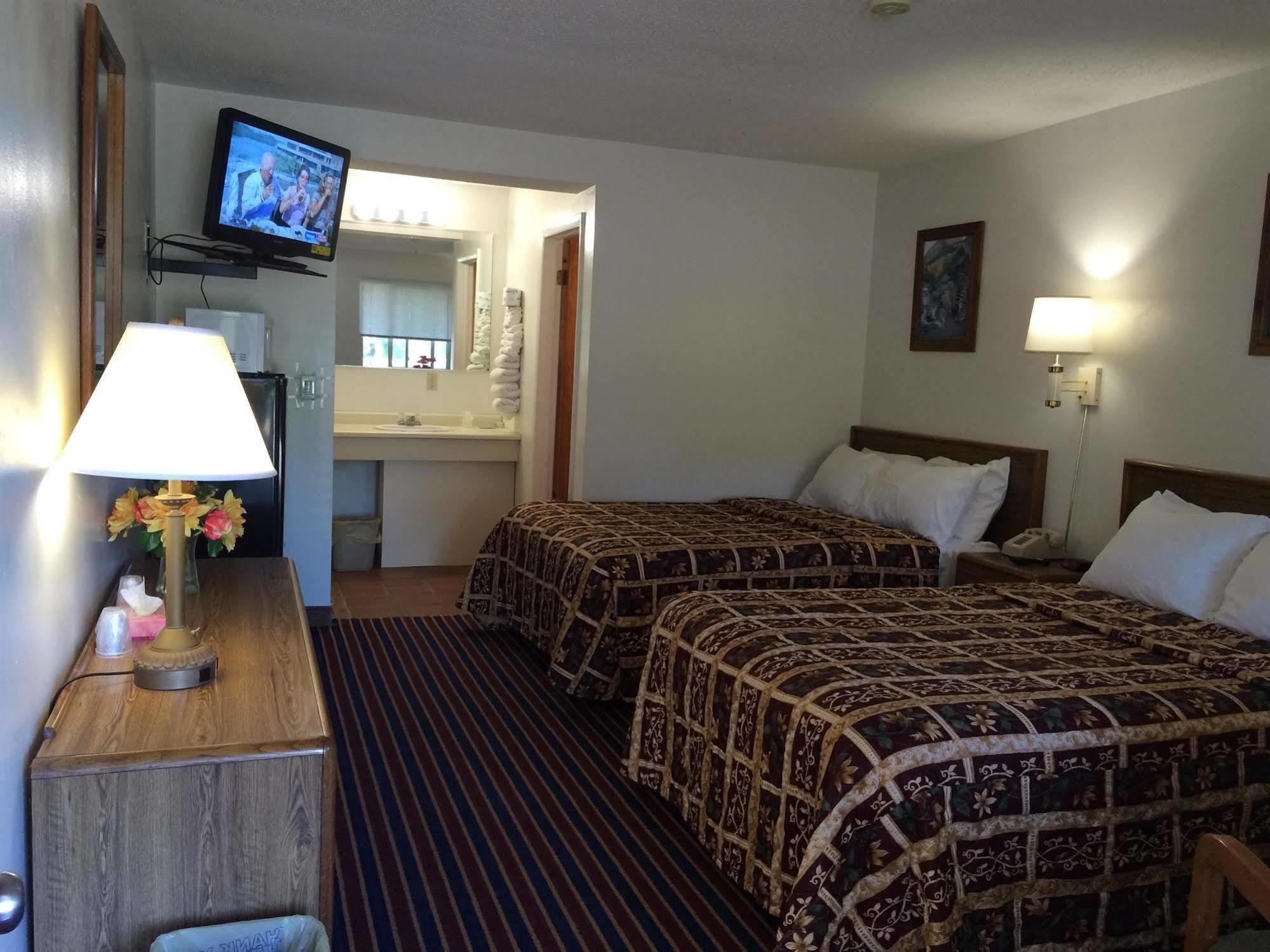Port Lodge Motel Pulaski Extérieur photo