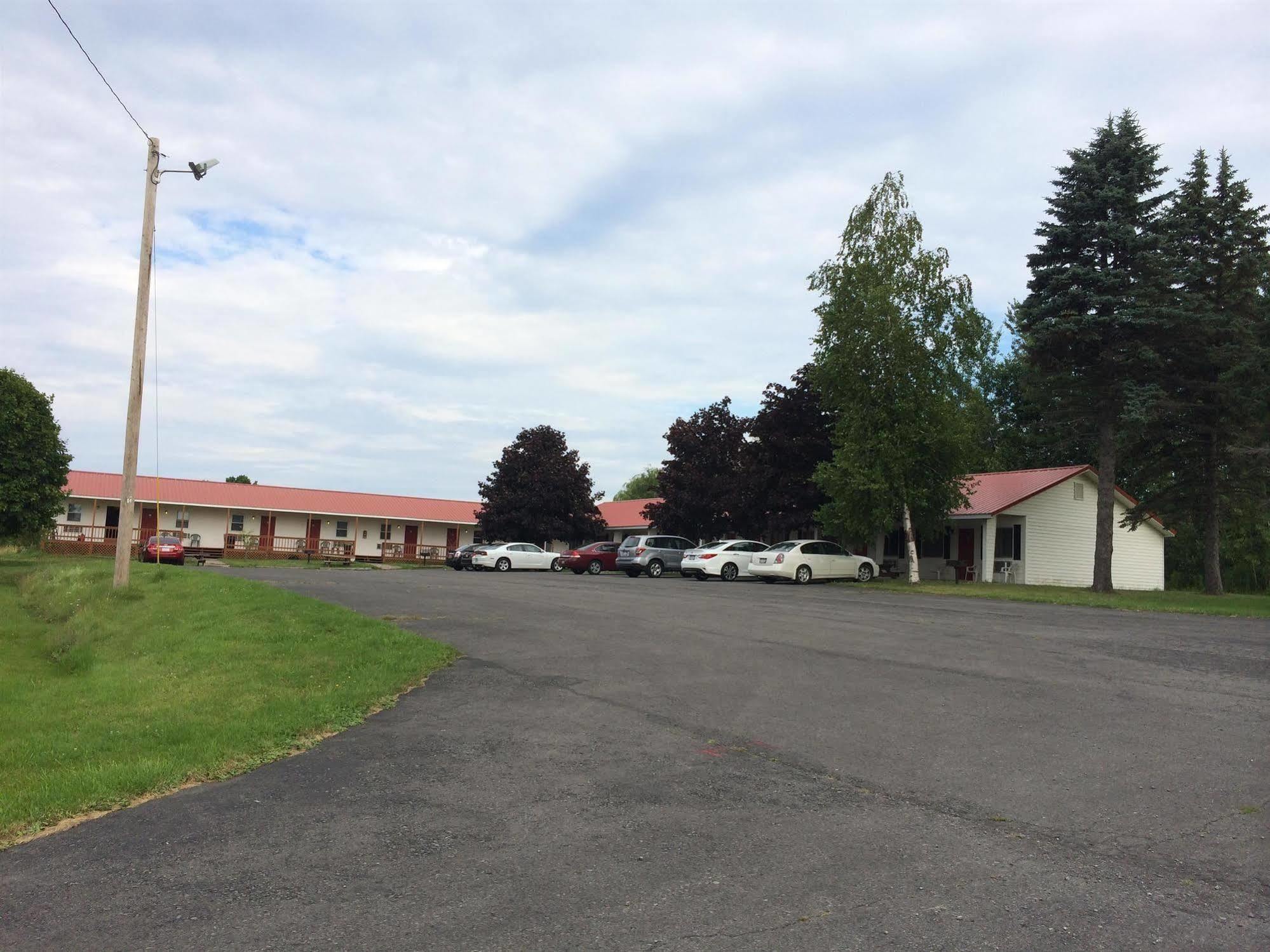 Port Lodge Motel Pulaski Extérieur photo